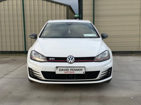 2016 Volkswagen Golf - thumbnail 2