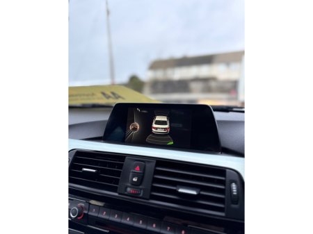 2017 BMW 3 Series - thumbnail 8