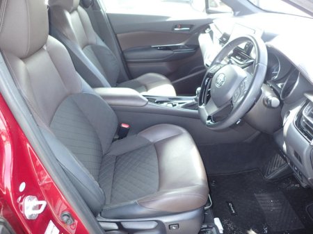 2017 Toyota C-HR G Spec €17,500 thumbnail