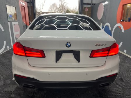 2018 BMW 5 Series - thumbnail 3