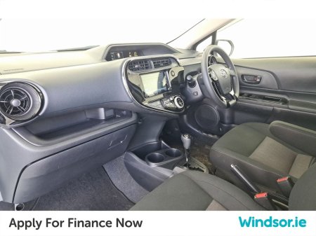 2021 Toyota Aqua HYBRID €16,995