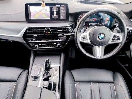 2023 BMW 5 Series 520d M Sport (MHT) 20% €49,950 thumbnail