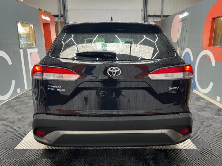 2024 Toyota Corolla Cross - thumbnail 3