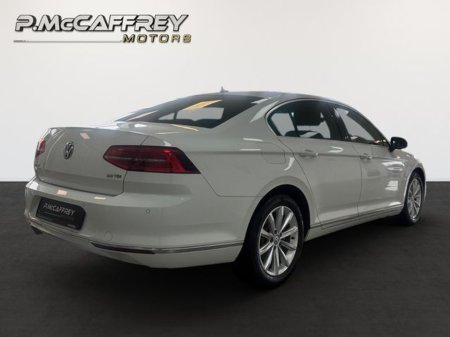 2019 Volkswagen Passat - photo 5