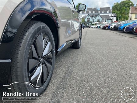2025 Nissan Ariya - thumbnail 23