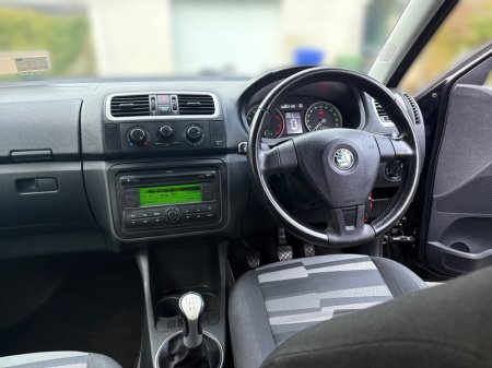 2009 Skoda Fabia SPORT 1.2 60HP 5DR €4,500 thumbnail