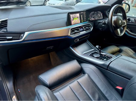 2022 BMW X5 XDRIVE45E M SPORT AUTO €56,950 thumbnail