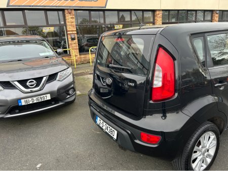 2012 Kia Soul - thumbnail 3