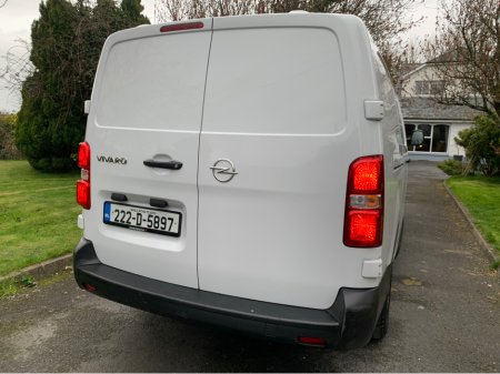 2022 Opel Vivaro - view 3