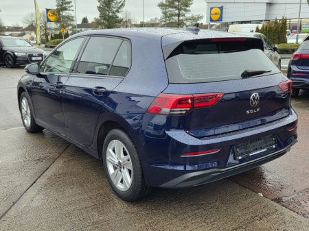2022 Volkswagen Golf LIFE TDI €25,950 thumbnail