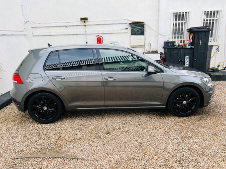 2017 Volkswagen Golf 1.6 TDI 5DR 115HP Highline DSG €13,750 thumbnail