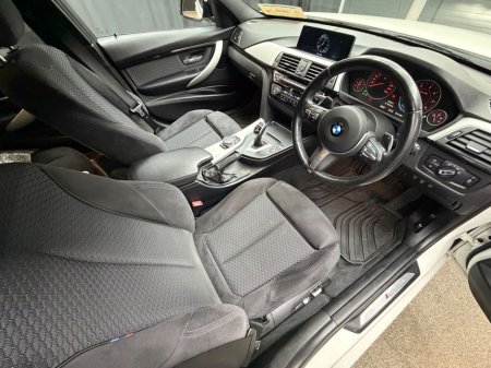 2017 BMW 3 Series - thumbnail 19