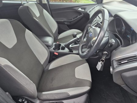 2011 Ford Focus 1.6 TDCI 95 PS Zetec €3,999 thumbnail