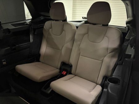 2025 Volvo XC90 T8 PLUS AWD 7-SEATER=BLONDE LEATHER//PAN ROOF//AS NEW=2 YEAR WARRANTY=TAILORED FINANCE PACKAGES INCL PCP AVAILABLE=TRADE IN'S WELCOME €81,995 thumbnail