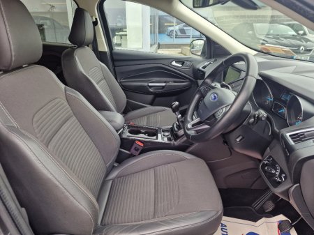 2018 Ford Kuga - thumbnail 16