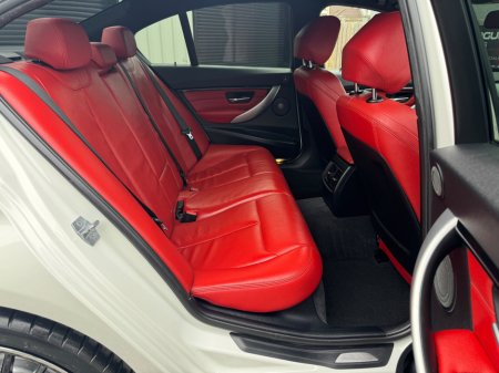 2016 BMW 3 Series - thumbnail 18