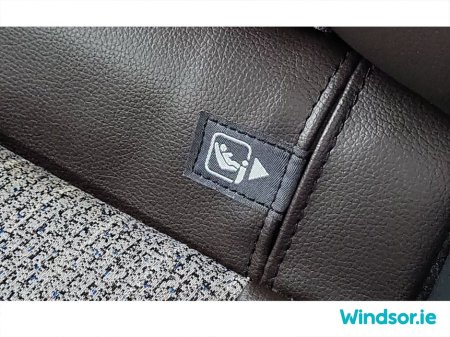 2019 Toyota Yaris Cross - thumbnail 17