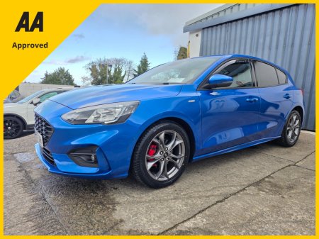 2022 Ford Focus - thumbnail 3