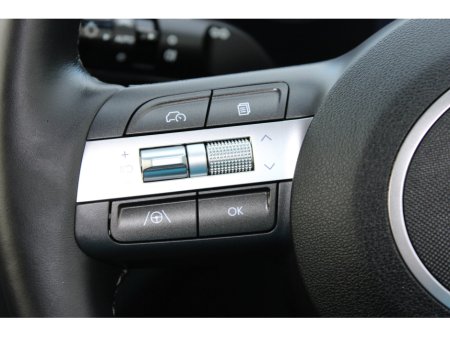 2025 Hyundai Kona 1.0 T-GDI Elegance €34,950 thumbnail