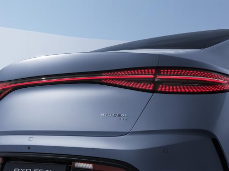 2026 BYD Seal Design RWD 313BHP €49,030 thumbnail