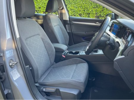 2022 Volkswagen Golf - thumbnail 26