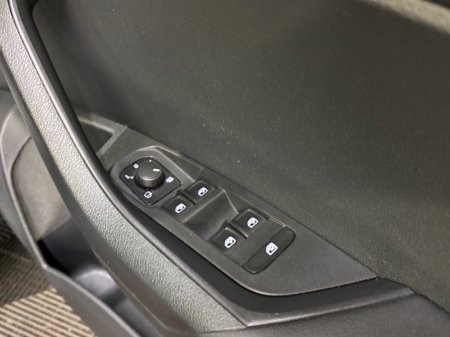 2020 Skoda Karoq 1.6TDI 115bhp Style €23,950 thumbnail