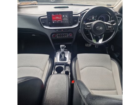 2021 Kia Ceed 1.6 CRDI PHEV Trailer €19,950 thumbnail