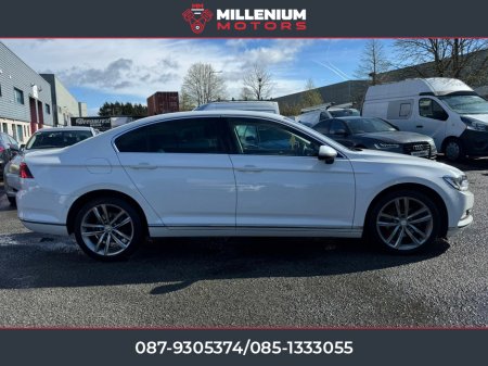 2016 Volkswagen Passat - thumbnail 2