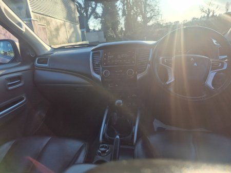 2019 Mitsubishi L200 - thumbnail 9