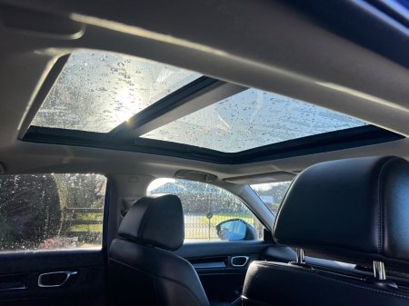 2024 Honda Civic 2.0 i-MMD Hybrid Advance €41,950 thumbnail