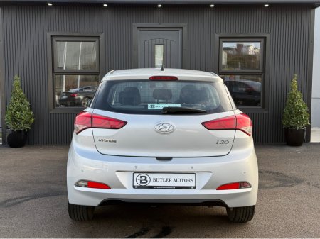 2016 Hyundai i20 - thumbnail 17
