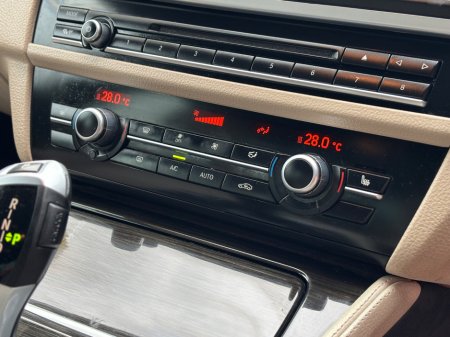 2015 BMW 5 Series 520d M Sport Auto €15,950 thumbnail