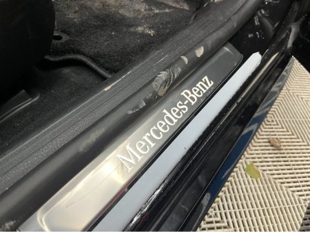 2024 Mercedes-Benz C Class - thumbnail 9