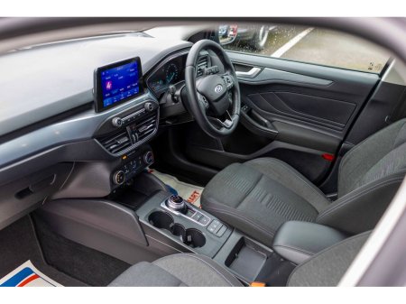 2020 Ford Focus - thumbnail 17