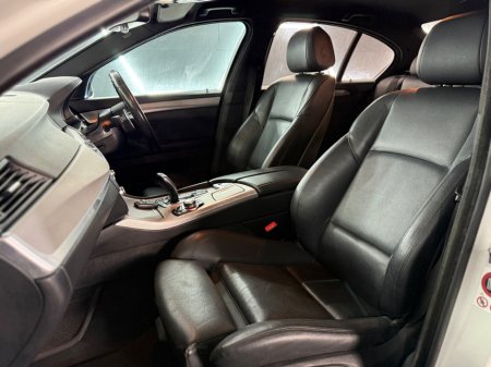 2016 BMW 5 Series - thumbnail 19