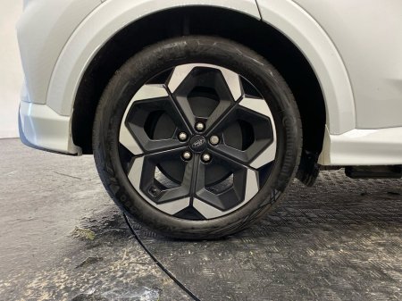 2025 Ford Puma Gen-E - EV - Premium - 53KWH €29,995 thumbnail