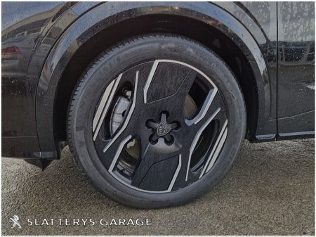 2025 Peugeot 3008 E3008 GT €39,995 thumbnail