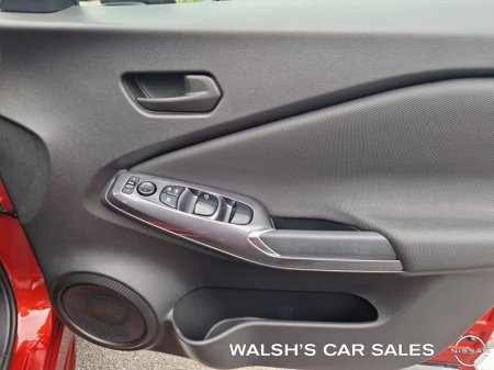 2022 Nissan Juke - thumbnail 31