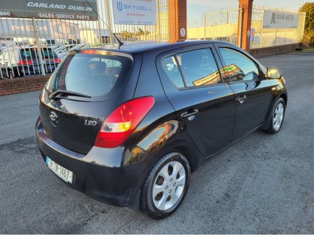 2010 Hyundai i20 (3 months warranty) 1.2 DE LUXURY 5DR €3,999 thumbnail