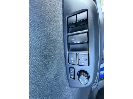 2021 Toyota Yaris - thumbnail 21