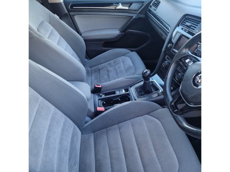 2015 Volkswagen Golf 1.6 TDI 3DR 110HP Highline €8,950 thumbnail