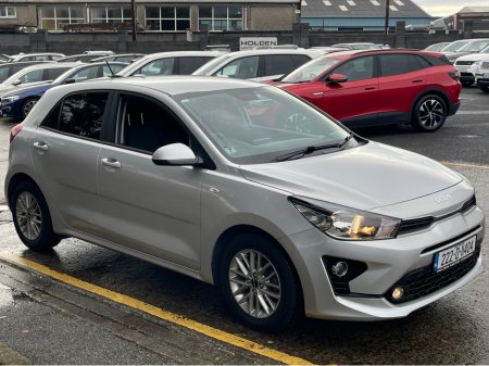 2022 Kia Rio - thumbnail 7