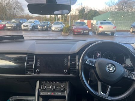 2017 Skoda Kodiaq STYLE 2.0 TDI 150HP 4X4  7 SEATER €20,950 thumbnail