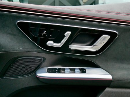 2024 Mercedes-Benz EQE EQE 300 AMG Line Exterior €57,950 thumbnail