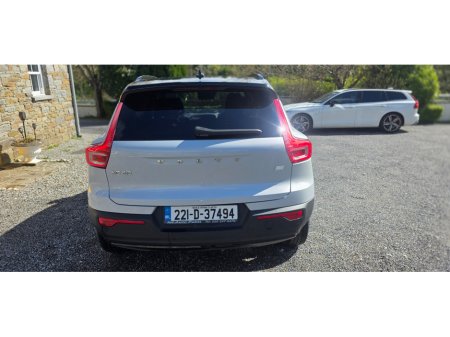 2022 Volvo XC40 - thumbnail 7