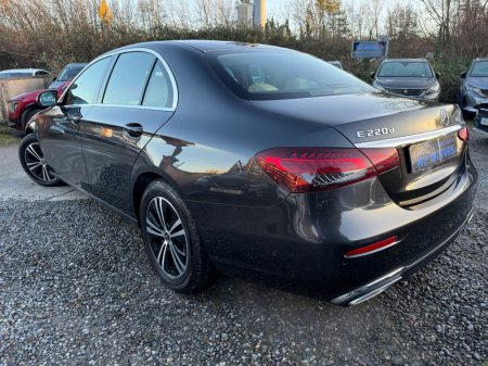 2022 Mercedes-Benz E Class - thumbnail 5