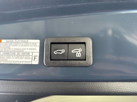 2025 Toyota Corolla Cross - thumbnail 11