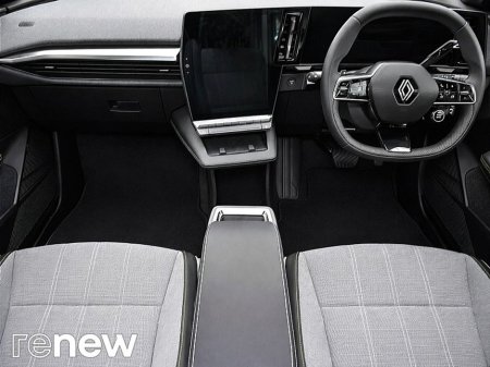 2024 Renault Megane E-Tech - view 2