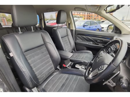 2015 Mitsubishi Outlander - thumbnail 8