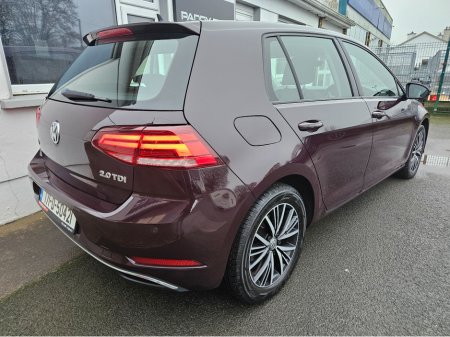 2017 Volkswagen Golf 2.0 TDI SE NAV BLUEMOTION 150PS 5DR €15,950 thumbnail